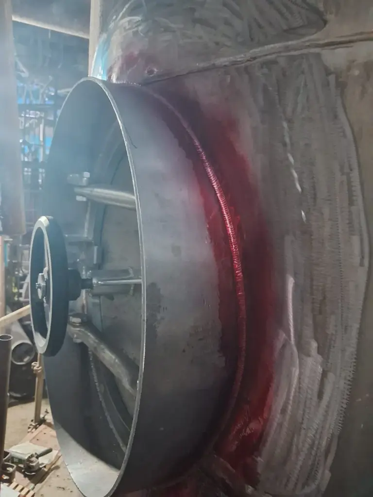 Fabricação e Montagem de Tanques e vasos de pressão